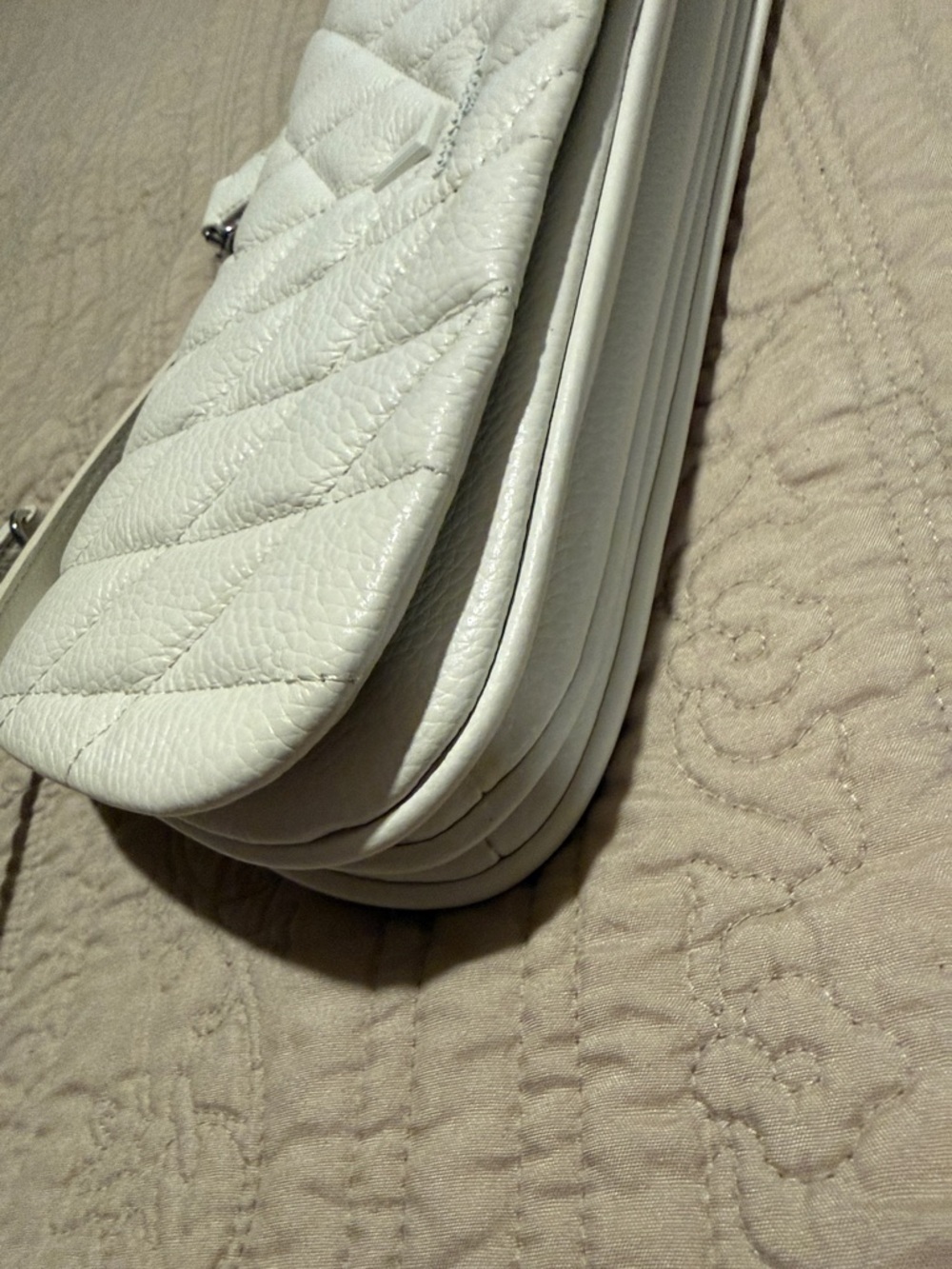 Karl Lagerfeld Quilted Cream Shoulder Bag with Silver Hardware - Picture 10 of 12